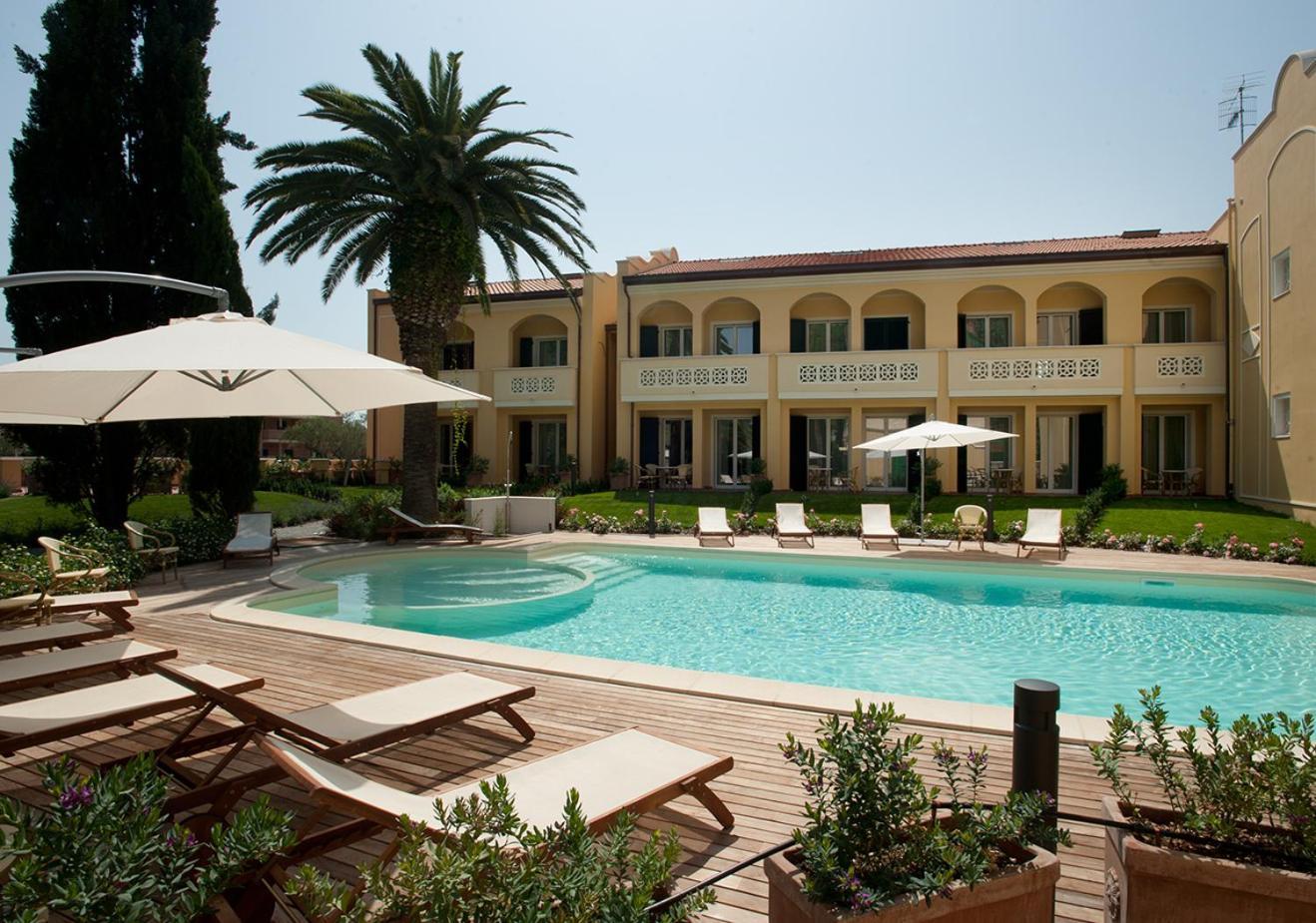 Villa Rosella Resort Roseto Degli Abruzzi Zewnętrze zdjęcie