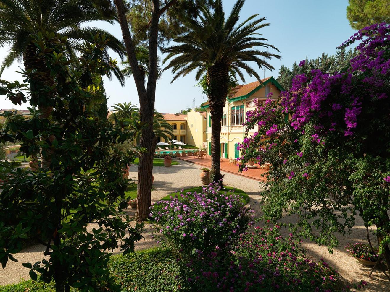 Villa Rosella Resort Roseto Degli Abruzzi Zewnętrze zdjęcie