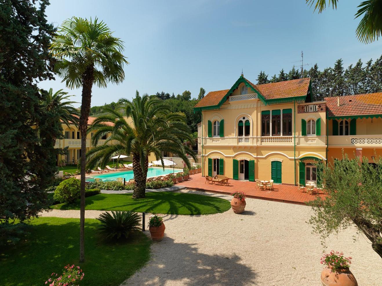 Villa Rosella Resort Roseto Degli Abruzzi Zewnętrze zdjęcie